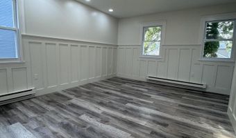 1 Maplewood Ct, Barnegat, NJ 08005