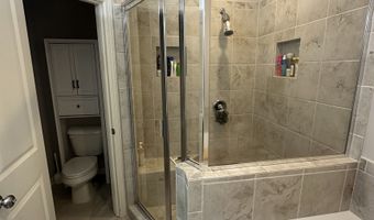882 Westmoreland Cir NW, Atlanta, GA 30318