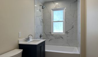 46 Holbrook St, Ansonia, CT 06401