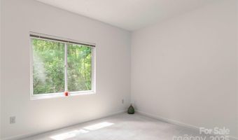 2 Oak Grove Rd, Arden, NC 28704