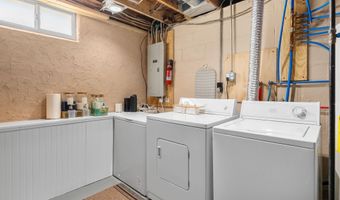302 16th St SE, Austin, MN 55912