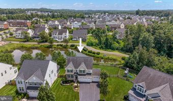 41833 WALDEN KNOLL Ct, Aldie, VA 20105