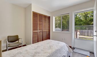 8530 Gordon Cir, Anchorage, AK 99507
