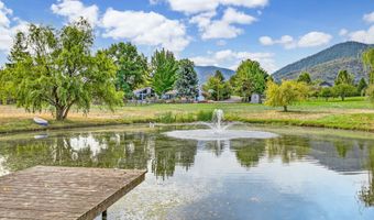 855 Reiten Dr, Ashland, OR 97520