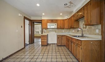 533 Wayne St, Bridgeport, CT 06606