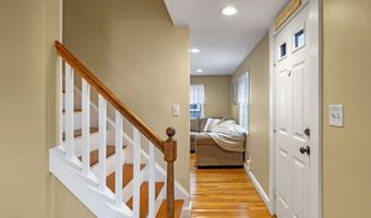 33 Jordan St, Beverly, MA 01915