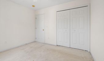 16 Edward Cir, Bedford, NH 03110