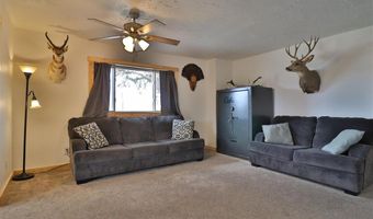 18 Rock Creek Rd, Clark, WY 82435
