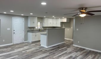 13584 Garden Way, Athens, AL 35611