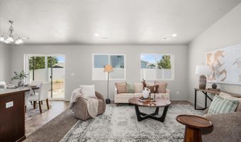 411 S BEEMAN St, Airway Heights, WA 99001