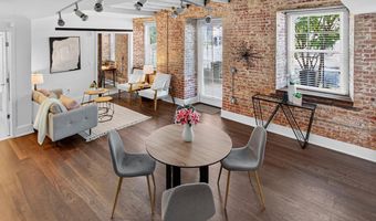 515 N WASHINGTON St 105, Alexandria, VA 22314