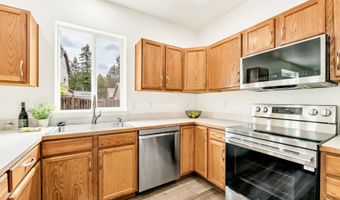 88055 LLAMA Ln, Veneta, OR 97487