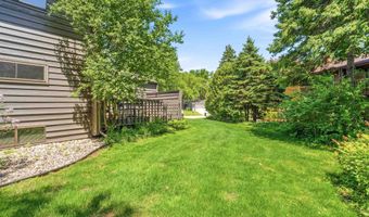 847 E WINDFIELD Pl, Appleton, WI 54911
