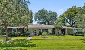 813 N Morgan St, Angleton, TX 77515