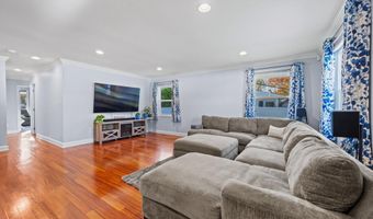 12324 KEMMERTON Ln, Bowie, MD 20715