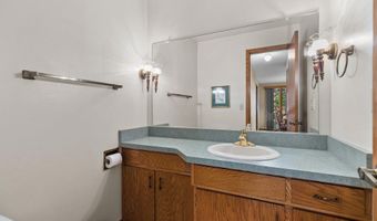 2601 BEECHWOOD Ct, Appleton, WI 54911