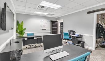 8037 Corporate Center Dr, Charlotte, NC 28226