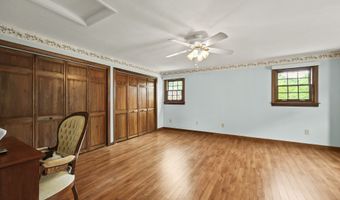 30 Hawthorne St, Bristol, CT 06010