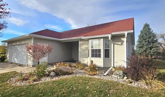 1204 Willow Dr, Aberdeen, SD 57401