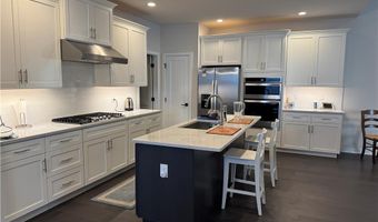 4083 Fritz Pl, Allentown, PA 18104