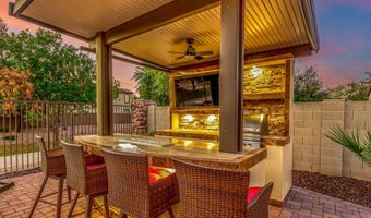 4390 S WHITE Dr, Chandler, AZ 85249