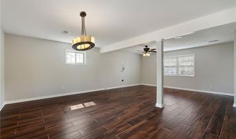 410 H St, Barling, AR 72923