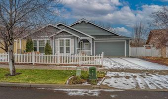 2225 NE Indigo Ln, Bend, OR 97701