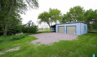 48224 266th St, Brandon, SD 57005