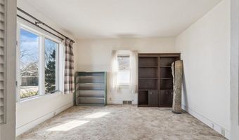 4306 F St, Amana, IA 52203