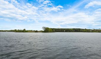 1015 Timber Lake Dr, Antioch, IL 60002