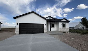 9 N 460 W Bishop Dr, Blackfoot, ID 83221
