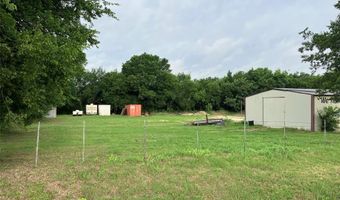 210 S Parkway Dr, Alvarado, TX 76009