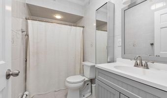 29 Grand Ave, Atlantic Highlands, NJ 07716