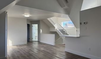 81 Montoya Dr 81, Branford, CT 06405