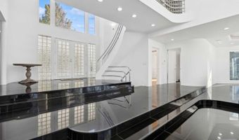 23 Rio Vista Dr, Alpine, NJ 07620