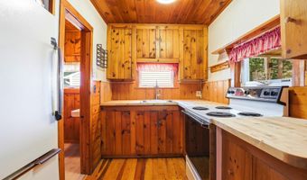 63 Lake Shore Dr, Barnstead, NH 03225