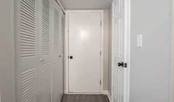 2924 Coles Creek Ln, Indianapolis, IN 46217