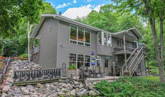1728 Golden Dr SW, Alexandria, MN 56308