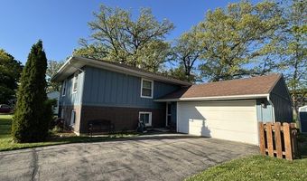 203 CEDARWOOD Ln, Antioch, IL 60002