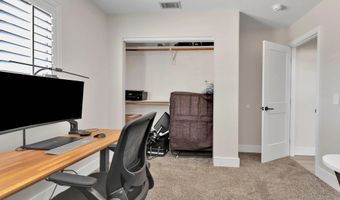 15305 Lookout Rd, Apple Valley, CA 92307