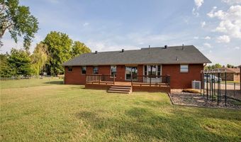 1904 Mayflower Rd, Bentonville, AR 72713