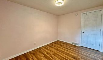 204 S 5th St E, Aurora, MN 55705