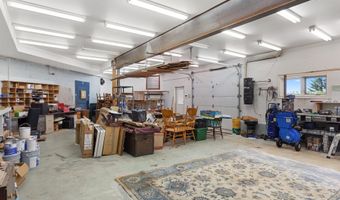 8801 SE WALNUT Dr, Amity, OR 97101