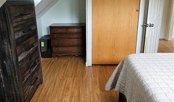 68 North Rd, Burrillville, RI 02859