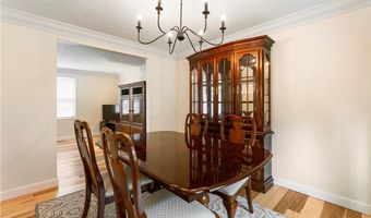 3827 Nautilus Trl, Aurora, OH 44202