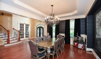 2210 Spalding Dr, Atlanta, GA 30350