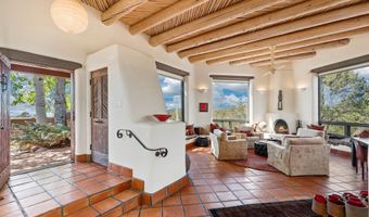 267 Hondo Seco Rd, Arroyo Seco, NM 87514