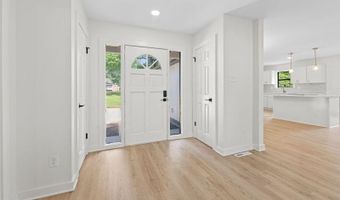 4076 OAK Rd, Bartlett, TN 38135