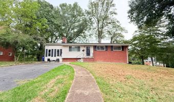 6910 FERN Pl, Annandale, VA 22003