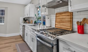 62633 Hawkview Rd, Bend, OR 97701